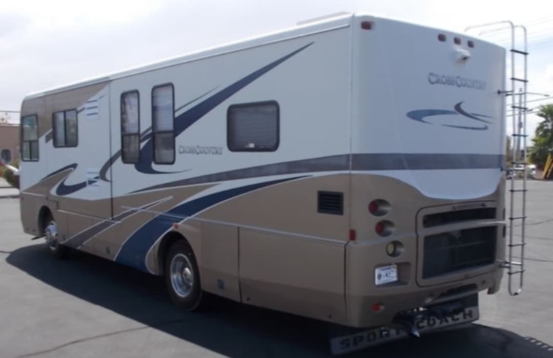 Saying goodbye to Sasquatch – 2006 Cross County Coachmen (Class A) photo 5