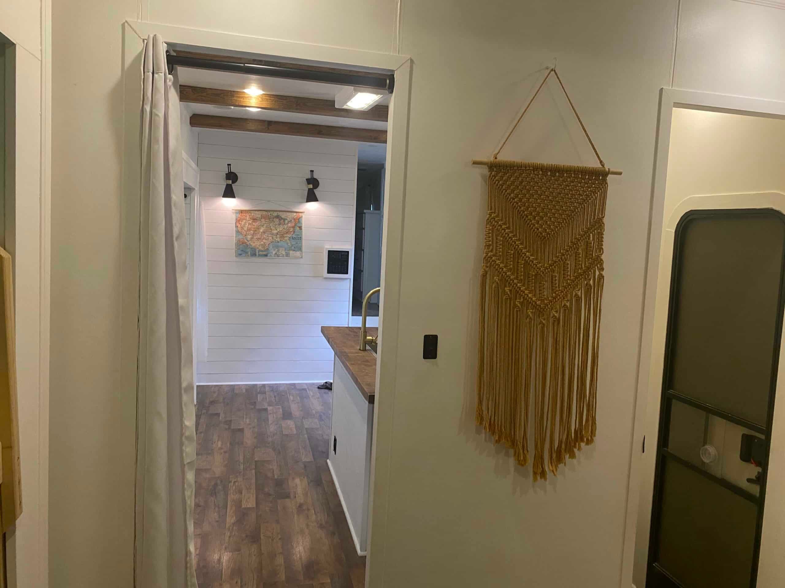 Farmhouse Renovated Heartland Gateway bunkhouse photo 3