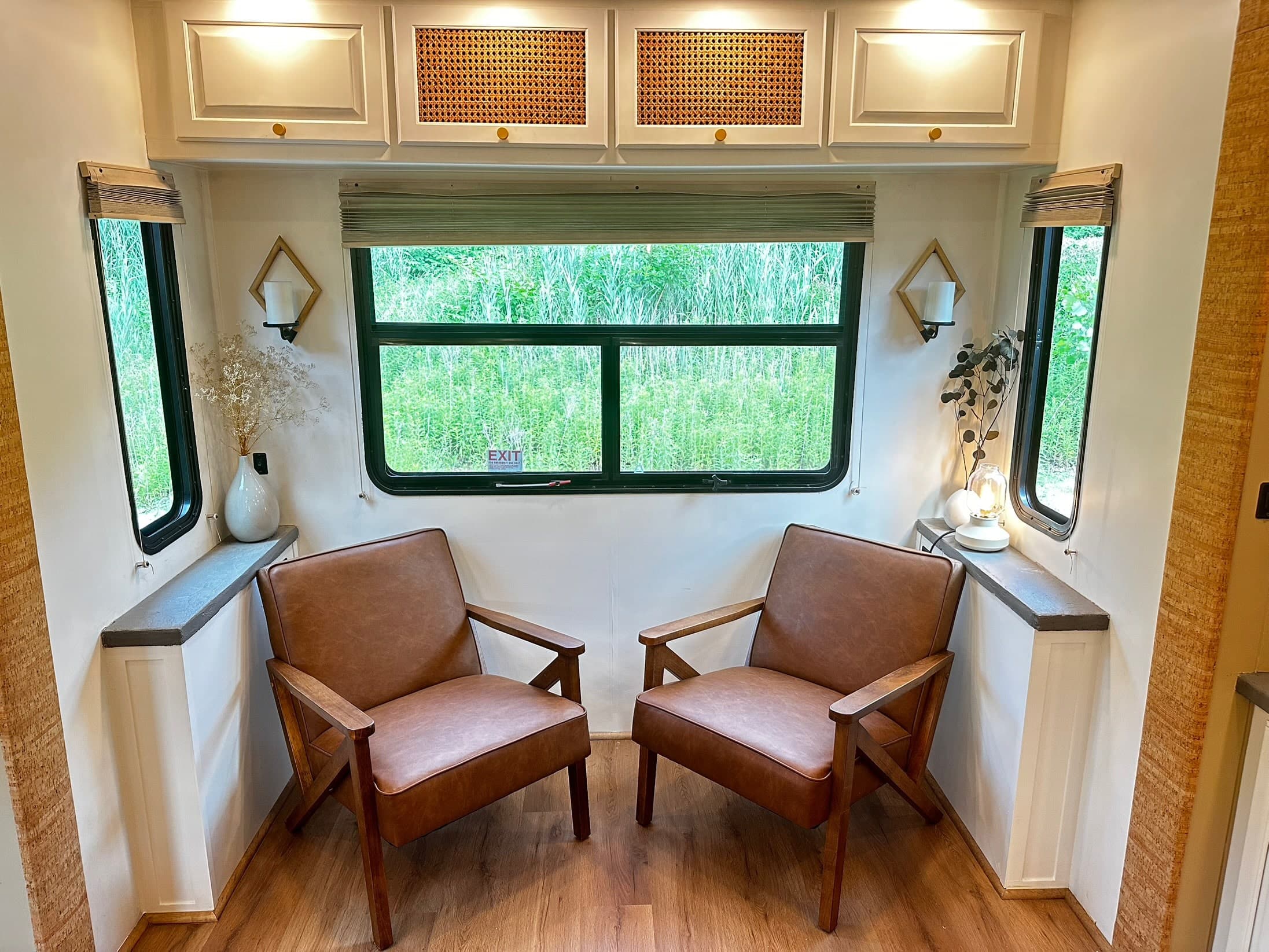 Fully professionally renovated 36 foot Fifth Wheel