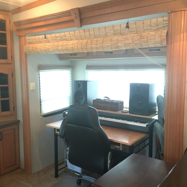 How to Choose the Best RV for Full Time Living RV Inspiration Marketplace